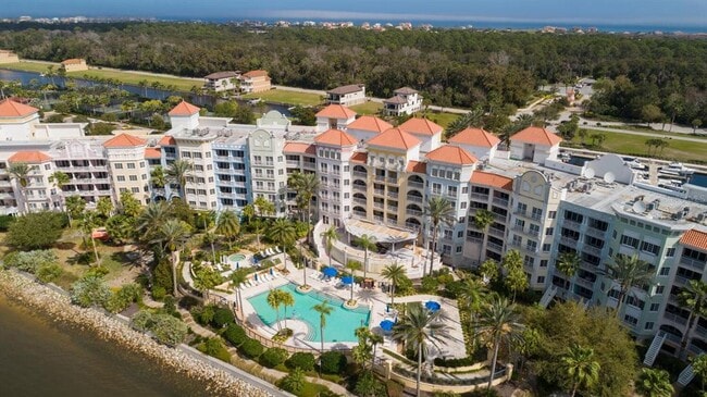 Building Photo - 102 Yacht Harbor Dr