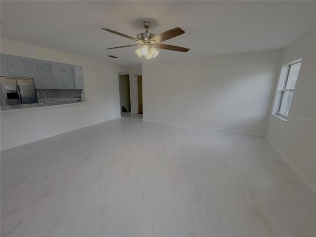 Building Photo - 11435 SW 140th Ave