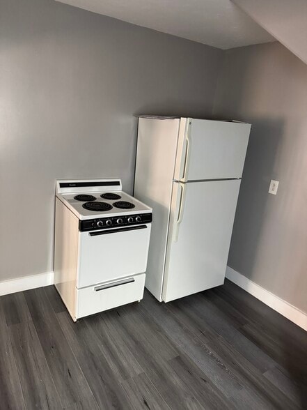 Building Photo - 67 Washington St