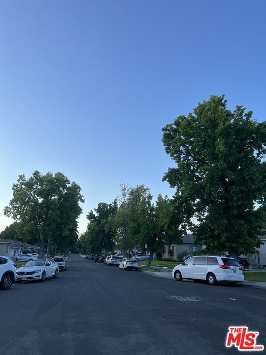 Building Photo - 3800 W Legion Ln