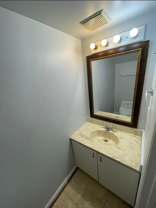 Building Photo - 11224 Beaver Trail Ct