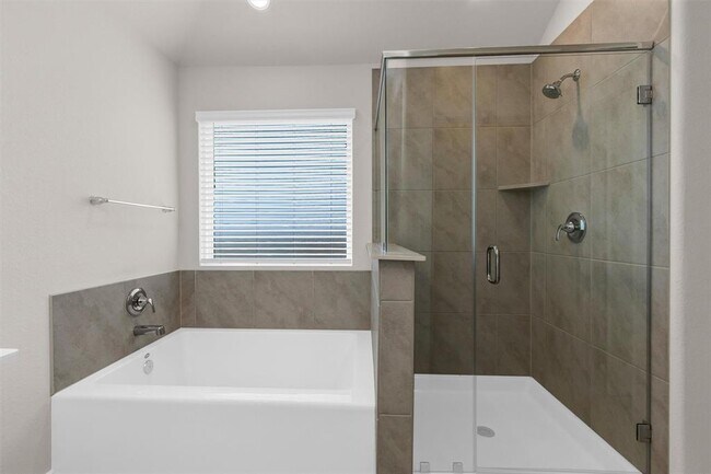 Building Photo - 38710 Yellowstone Dr