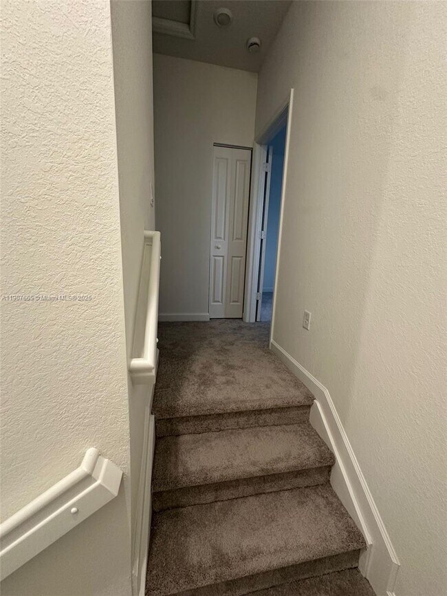 Building Photo - 12848 SW 232nd Ter