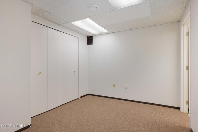 Building Photo - 154 Yarmouth Ct