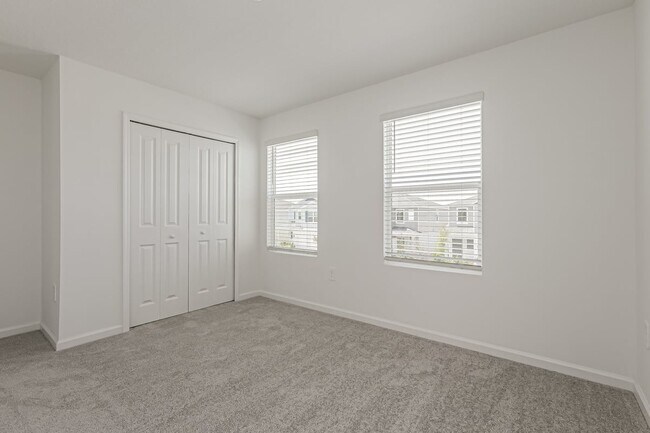Building Photo - 3483 Howell Dr