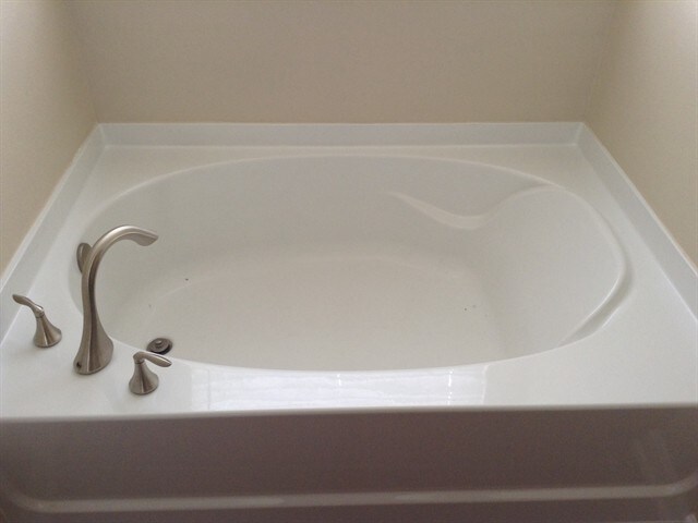 Building Photo - 107 Rosemont Ln