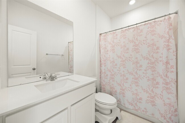 Building Photo - 26623 Prairie Smoke Ln