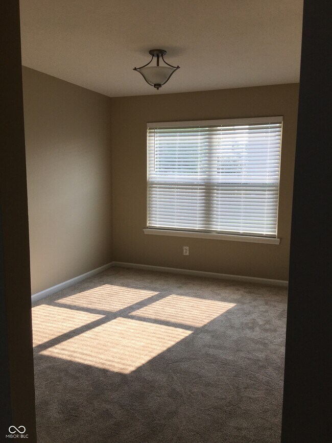 Building Photo - 8072 Birchfield Dr