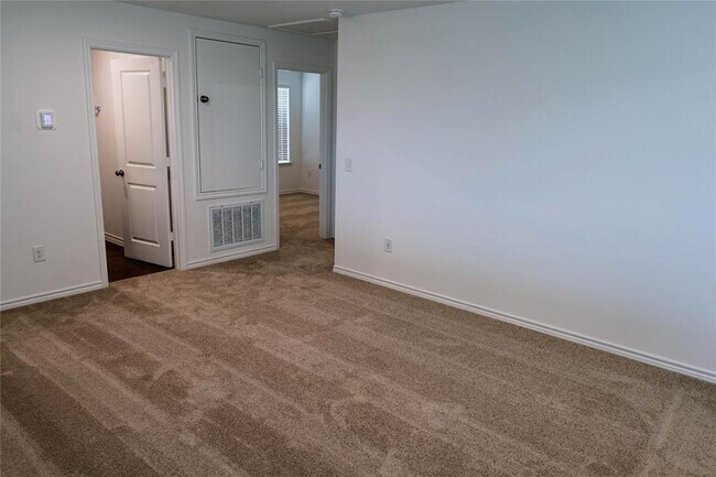 Building Photo - 15510 Olive Ter Trl