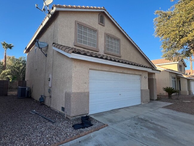 Building Photo - beautiful 2 bedroom House