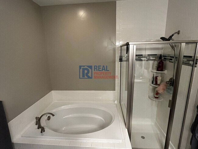Building Photo - 2907 Photon Ct