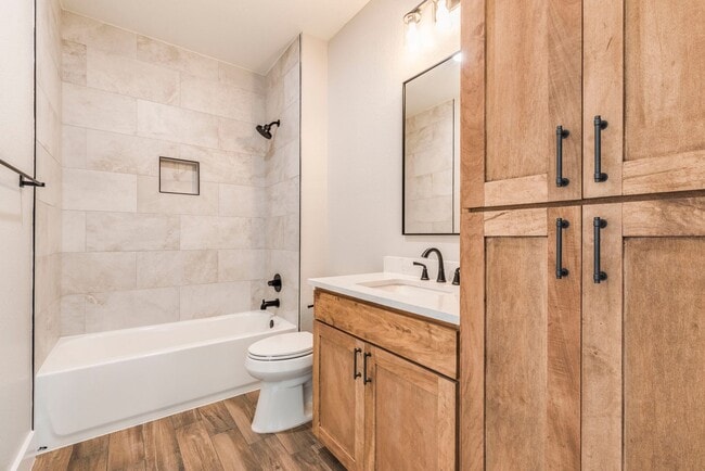 Building Photo - 3702 Tower View Ct