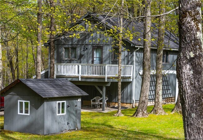 Building Photo - 56 S Rd