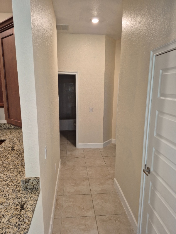 Building Photo - 2043 Ananas Rd