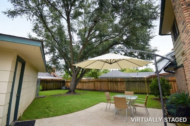Building Photo - 1806 Cedarwood Ct