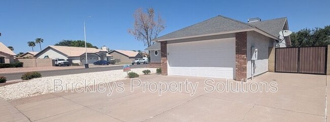 Building Photo - 1878 E Sheffield Ct