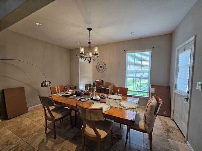 Building Photo - 5739 Henniker Dr
