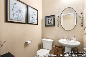 Building Photo - 7222 Sunny Day