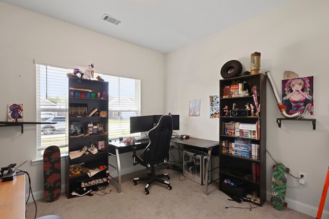 Building Photo - 568 Abode Ave