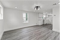 Building Photo - 3312 Sealy Ave