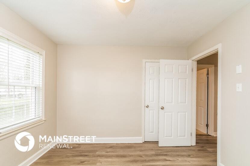 Building Photo - 212 Meadowview Dr