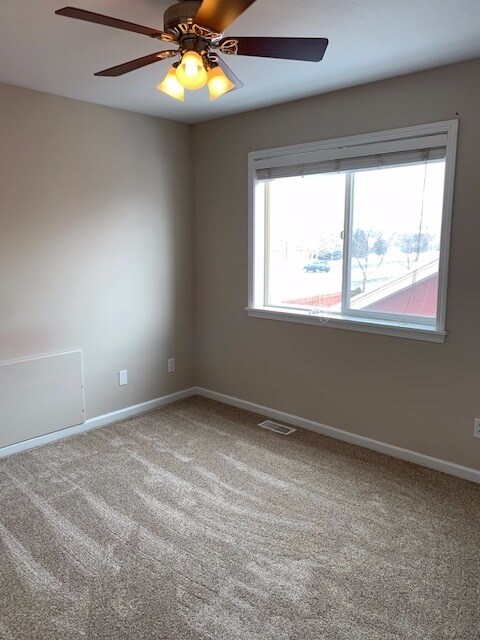 Building Photo - 4 Bedroom 2.5 Bath home on a cul-de-sac