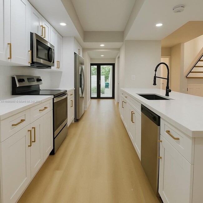 Primary Photo - 7887 SW 105th Pl