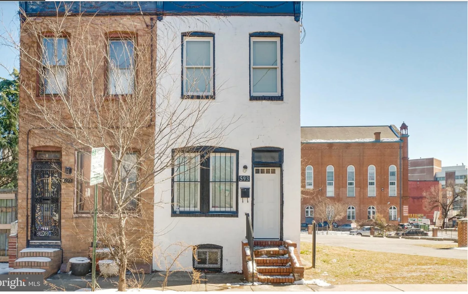 Building Photo - 593 Orchard St