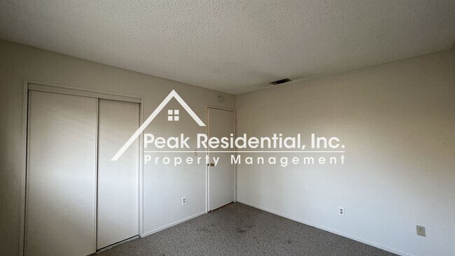 Building Photo - 3 br, 2 bath House - 5912 Birchglade Way