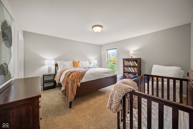 Building Photo - 10599 Geist View Dr