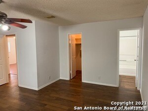 Building Photo - 13039 Hunters Moon
