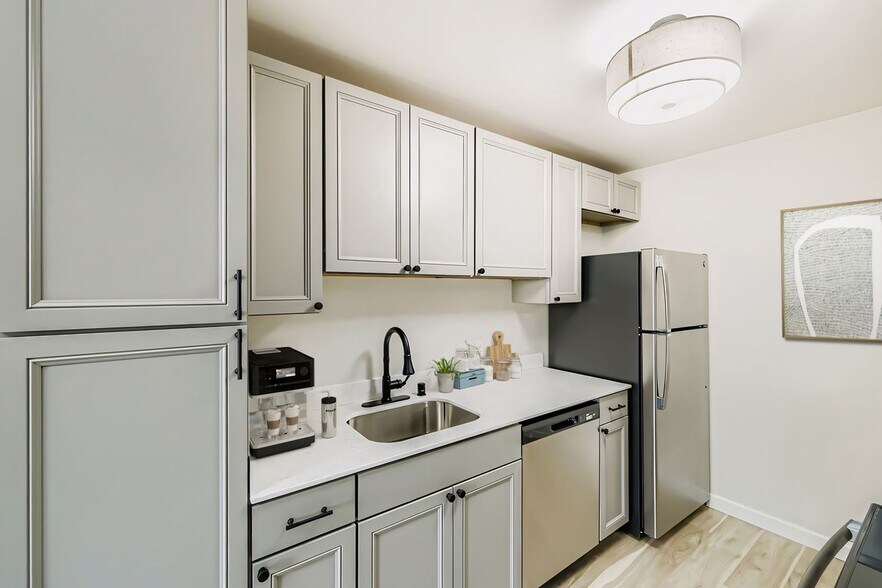 Interior Photo - Beautifully Renovated 1 & 2 Bedroom Apartments in Lynnwood!