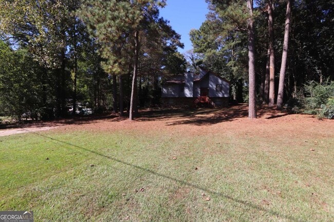 Building Photo - 4069 Shady Dr NW