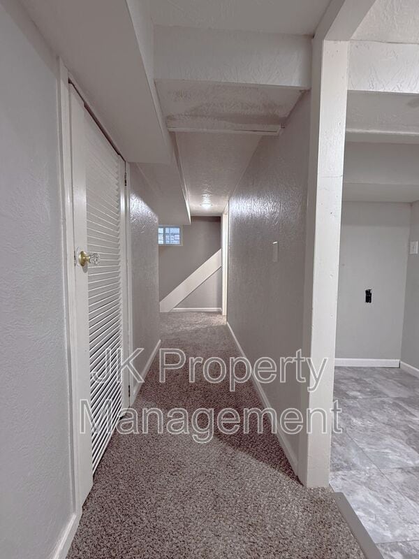 Building Photo - 2312 5th Ave N