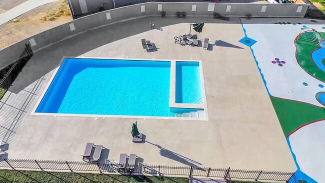 Building Photo - 30301 Kingston Heath Dr