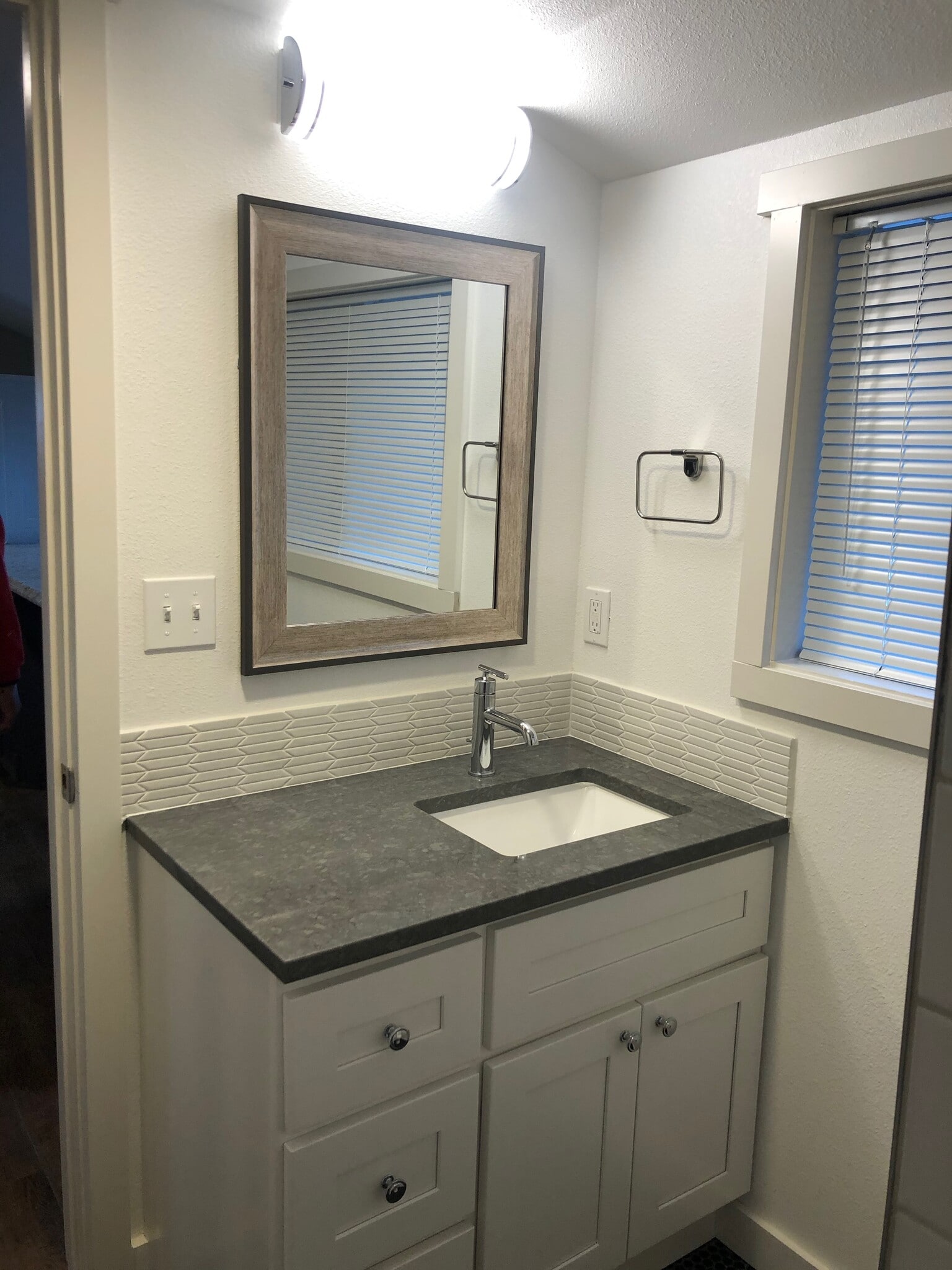 Bathroom - 411 N L St