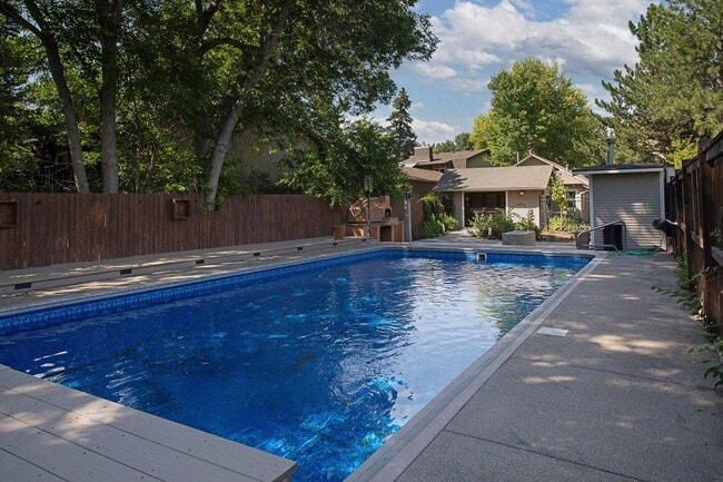 Building Photo - One-of-a-Kind Bungalow Oasis on Poly Drive...