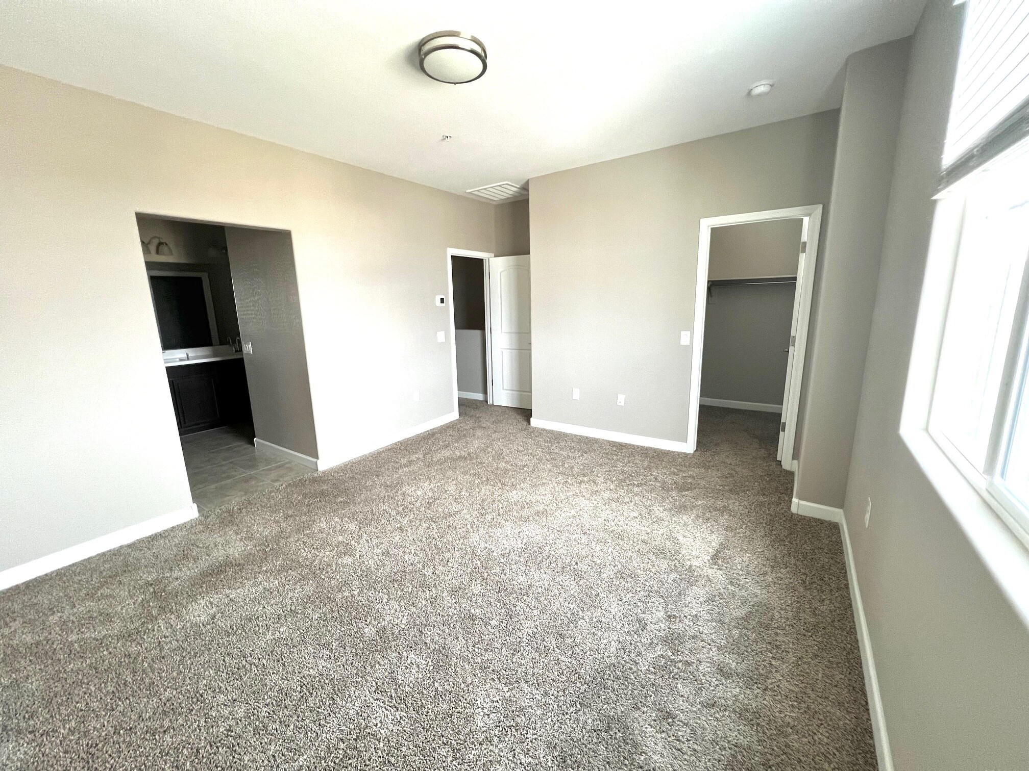 3rd floor master bedroom - 1255 N Arizona Ave