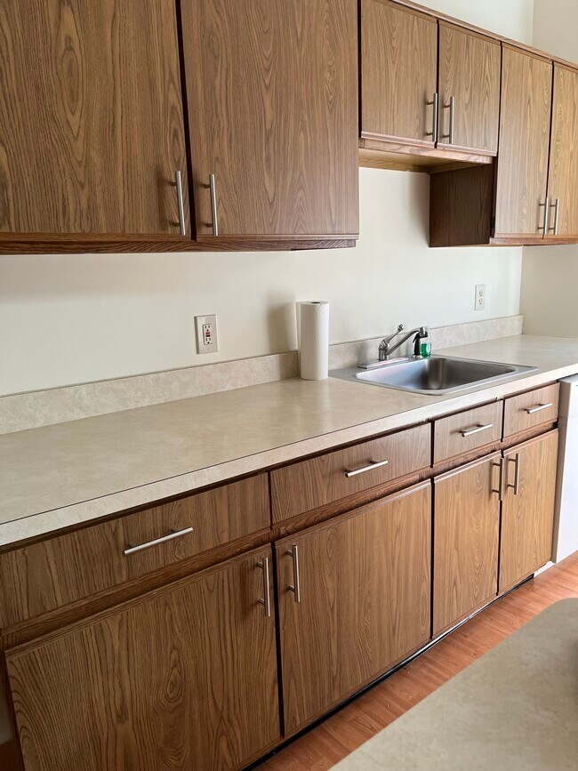 1502 Spruce Hills Dr 1502 Spruce Hills Dr Glen Gardner NJ 08826