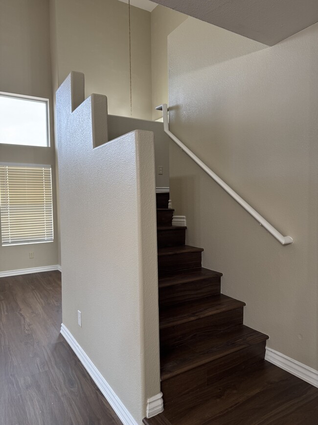 Building Photo - 5240 Fighting Fish Way