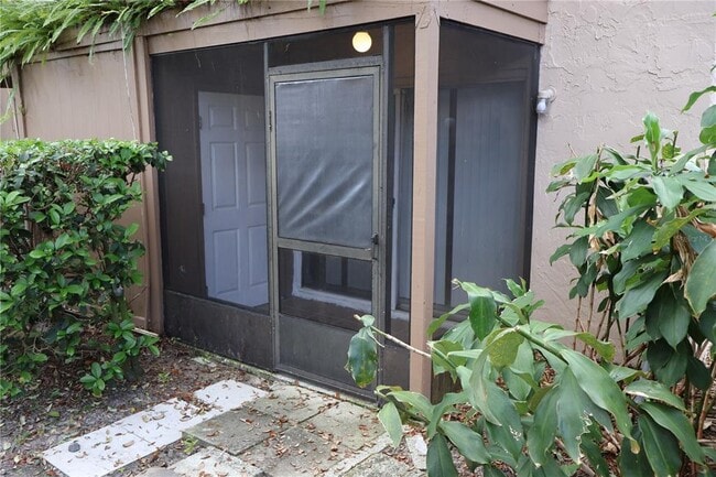 Building Photo - 7609 Abbey Ln