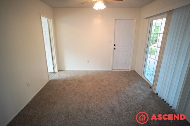 Building Photo - 4200 Tretorn Ave