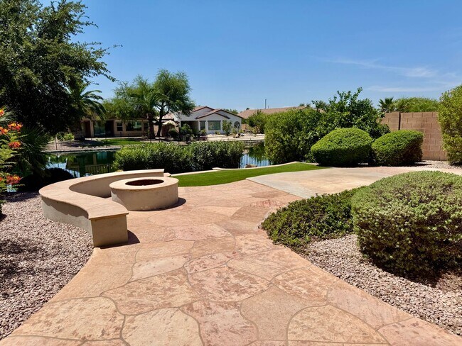 Building Photo - Pristine Single Level 3 Bedroom Home In The Sought After Gated Lagos Vistoso Community in Chandler!