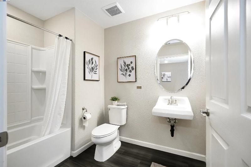 Building Photo - 26583 Greta Ln