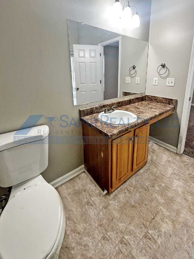 Building Photo - 5042 Cottage Grove Pl