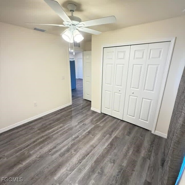 Building Photo - 575 Oakshire Ln