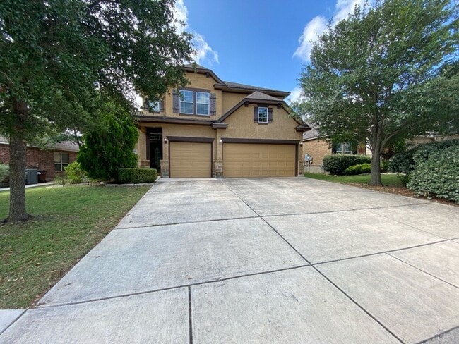 Building Photo - July Move-In Special