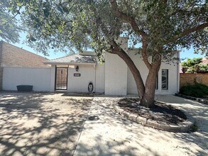 Building Photo - 2513 Noel Ave