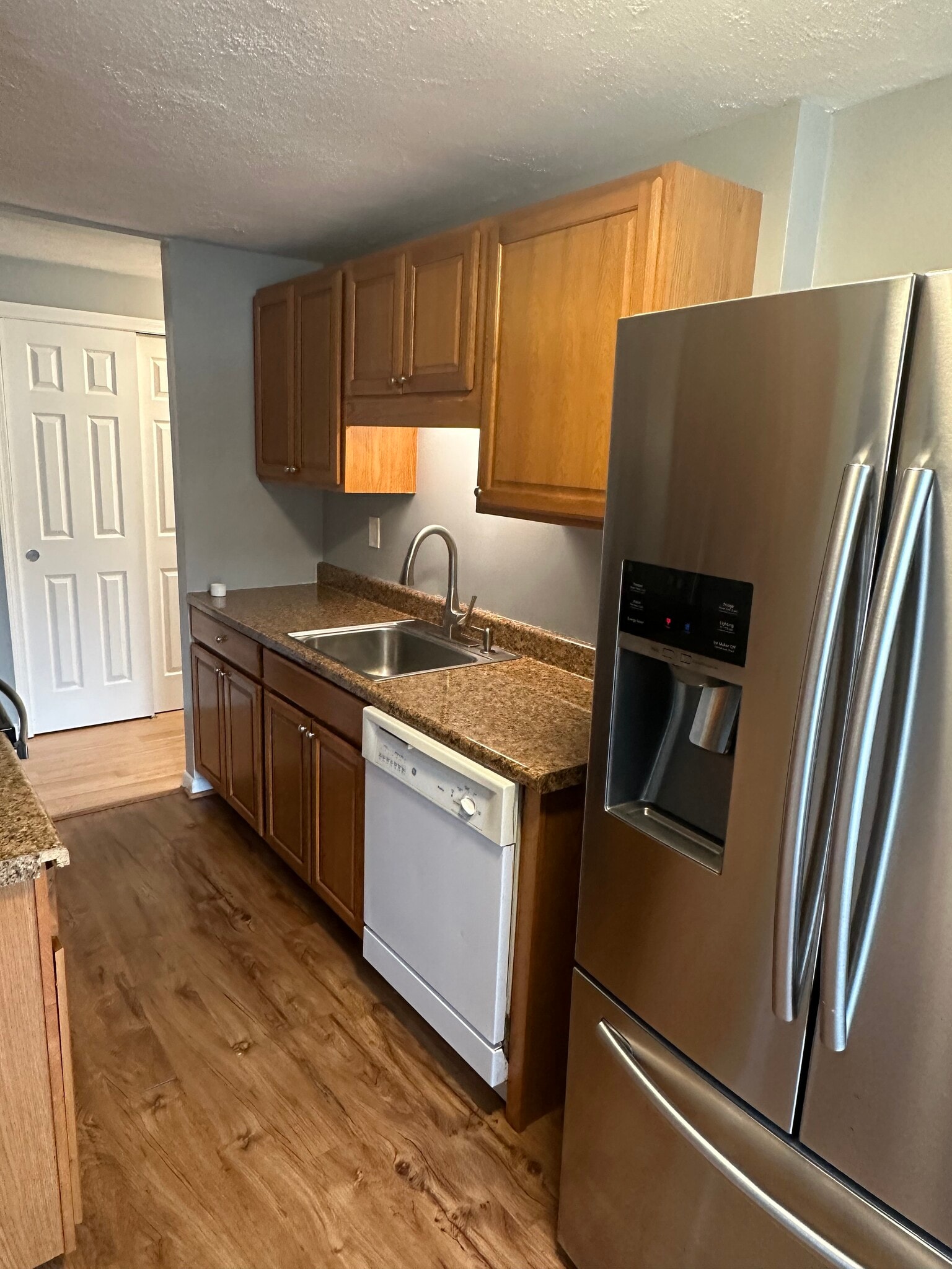 Building Photo - 31 Jones Ter