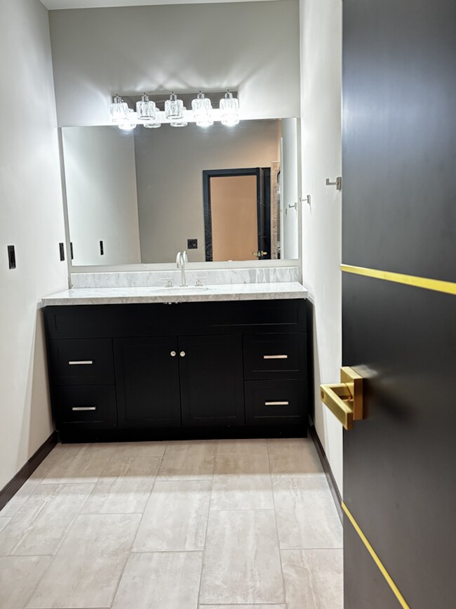 Building Photo - 751 Spire Bnd